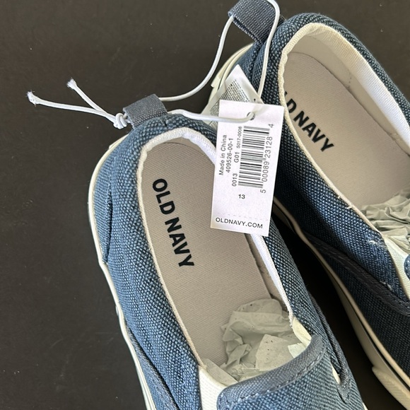 Old Navy -Slip On Sneakers - Picture 5 of 6
